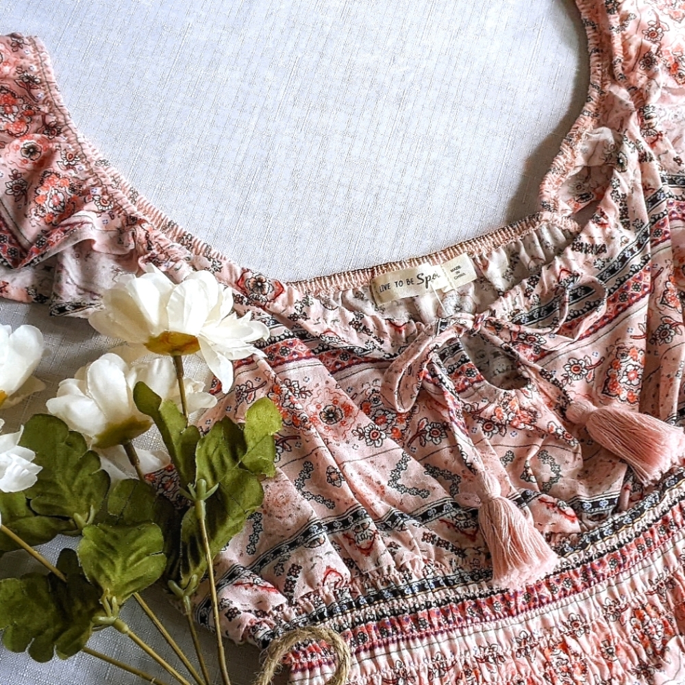 🔖NWT! Live To Be Spoiled Ruffled Crop Top Summer Boho Chic!